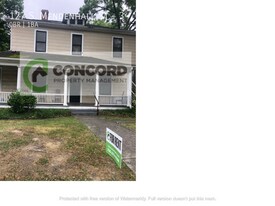 127 S Mendenhall St in Greensboro, NC - Building Photo