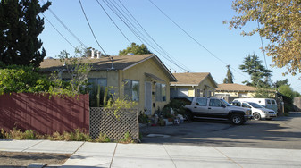 19175-19257 Western Blvd Apartments