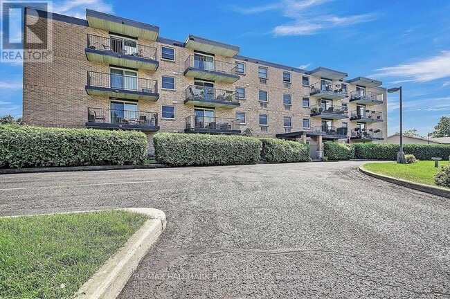 property at 206 Woodward St