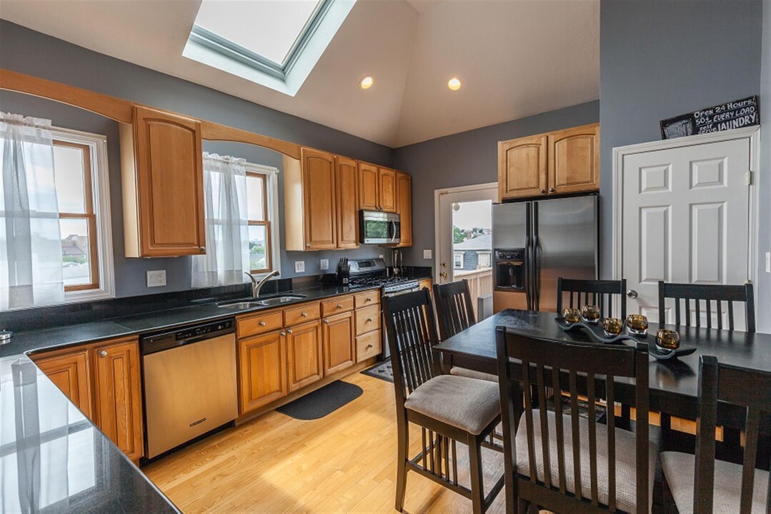 36 Florence St, Unit 3 in Somerville, MA - Building Photo
