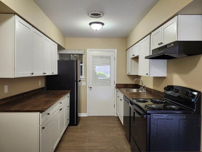 827 Darryl Ln in East Ridge, TN - Building Photo - Building Photo