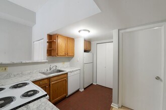 1932 Senate St in St. Louis, MO - Building Photo - Building Photo