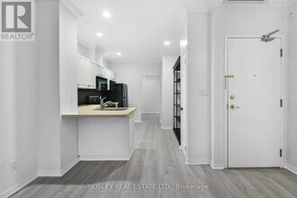 600 Eglinton Ave E in Toronto, ON - Building Photo - Building Photo