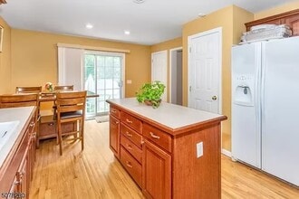 112 Peapack Rd in Far Hills, NJ - Building Photo - Building Photo