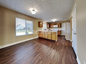 25 Wheatmore Ct in Springboro, OH - Foto de edificio - Building Photo
