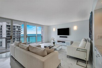 16425 Collins Ave in Sunny Isles Beach, FL - Building Photo - Building Photo