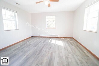 236 S Grant St in Kendallville, IN - Building Photo - Building Photo