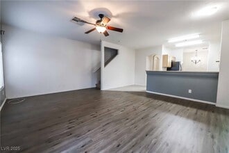 2580 Land Rush Dr in Henderson, NV - Building Photo - Building Photo