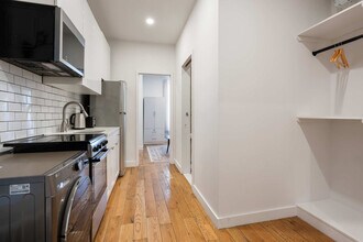 74 Forsyth St in New York, NY - Building Photo - Building Photo