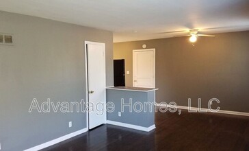 9906 Fremont Ave in Kansas City, MO - Building Photo - Building Photo