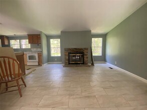 66 McFaddin Rd in Huntsville, TX - Building Photo - Building Photo