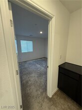 10774 Astell Isle Ct in Las Vegas, NV - Building Photo - Building Photo