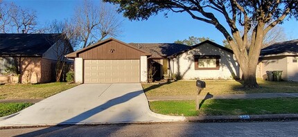 1418 Bramblebury Dr in Sugar Land, TX - Building Photo - Building Photo