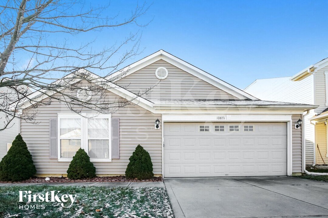 10871 Zimmerman Ln in Indianapolis, IN - Building Photo