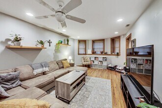 2911 N Talman Ave in Chicago, IL - Building Photo - Building Photo