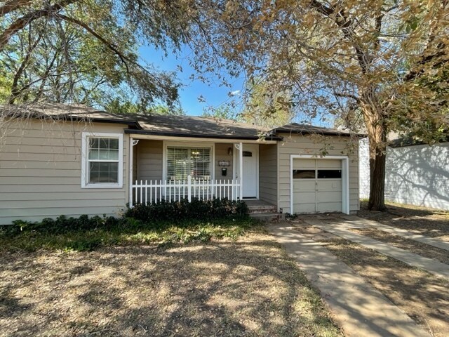 2603 27th St in Lubbock, TX - Building Photo