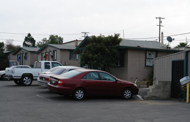 Rocky Peak Apartments