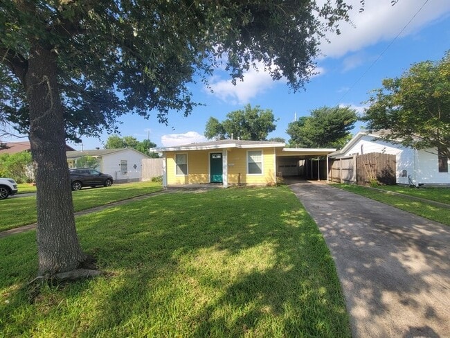 1523 Campbell Ln, Unit 0206-N in Galveston, TX - Building Photo - Building Photo