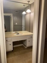 3702 W Benjamin Holt Dr, Unit 22 in Stockton, CA - Building Photo