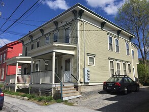 33 St Paul St, Unit #1 in Montpelier, VT - Building Photo - Building Photo