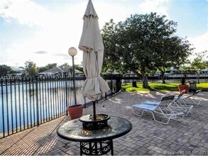 501 Three Islands Boulevard-Unit -219 in Hallandale Beach, FL - Building Photo - Building Photo