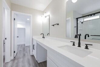 7231 Nordic Lights Dr in Las Vegas, NV - Building Photo - Building Photo
