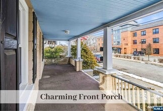 10 Zazzetti St in Waldwick, NJ - Foto de edificio - Building Photo