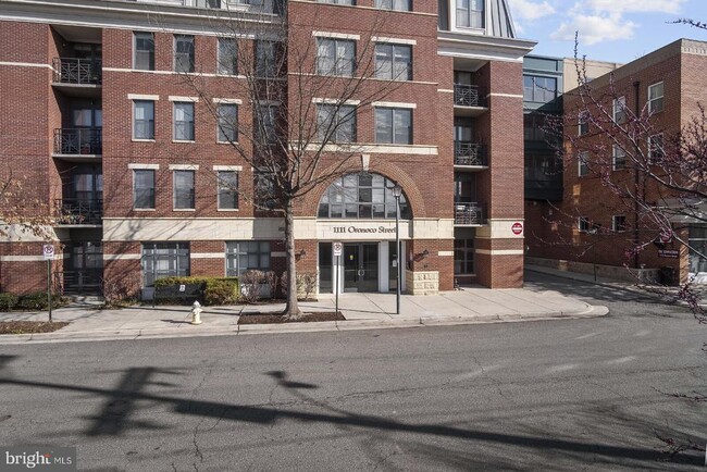 property at 1111 Oronoco St