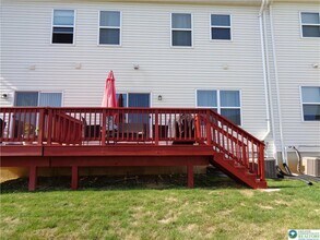 972 King Way in Breinigsville, PA - Building Photo - Building Photo