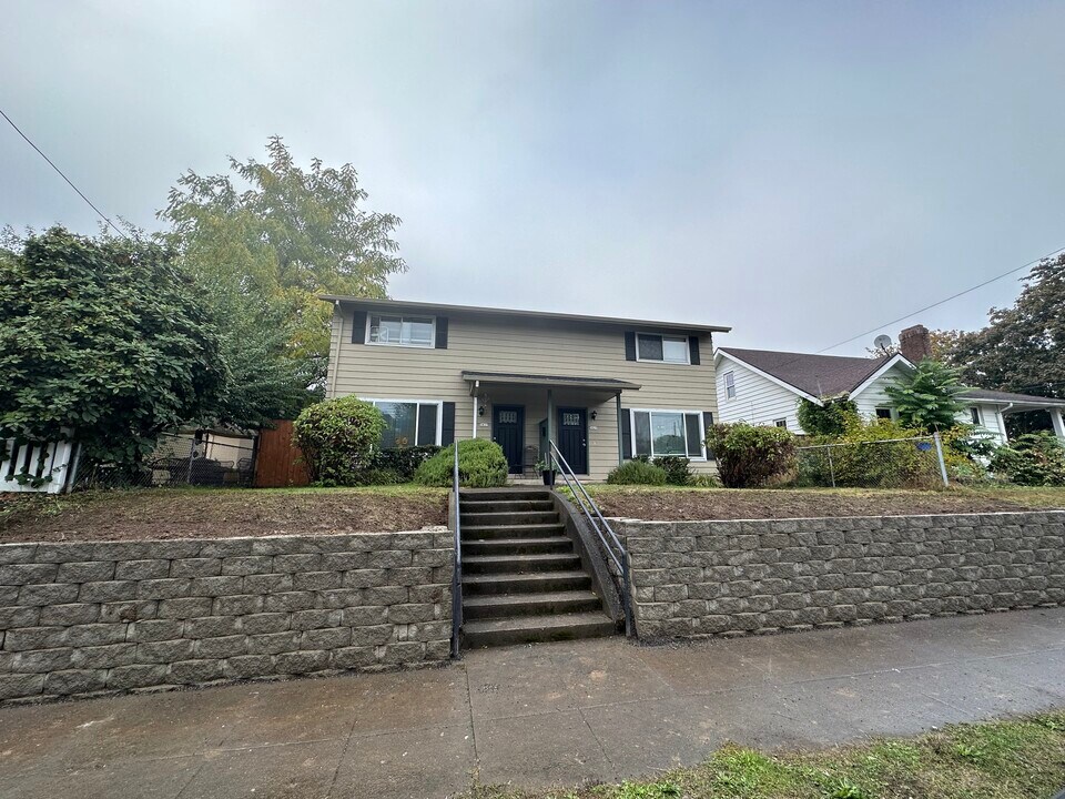 3827 N Vancouver Ave in Portland, OR - Building Photo