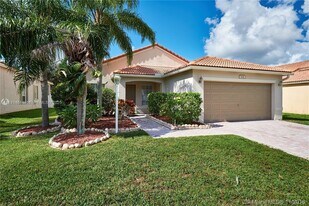 1132 NW 143rd Ave in Pembroke Pines, FL - Building Photo