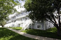 Building Photo - Carefree Village Townhomes Apartments in Colorado Springs, Colorado