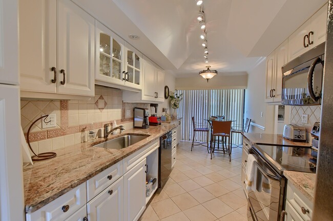 6748 Willow Wood Dr in Boca Raton, FL - Building Photo - Building Photo