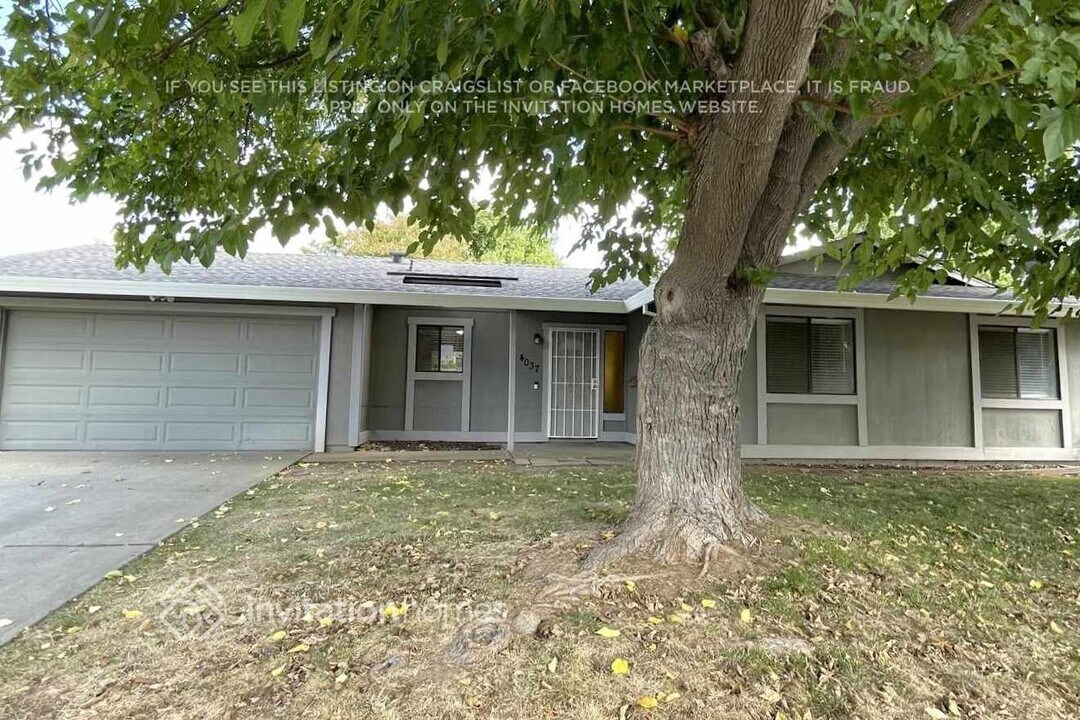 4037 Vosburg St in Sacramento, CA - Building Photo