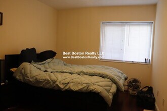 50 Craigie St, Unit 12 in Somerville, MA - Building Photo - Building Photo