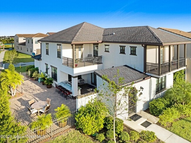 property at 7103 Vista Hermosa Dr