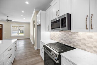 61 Spruce St in Freeport, FL - Building Photo - Building Photo