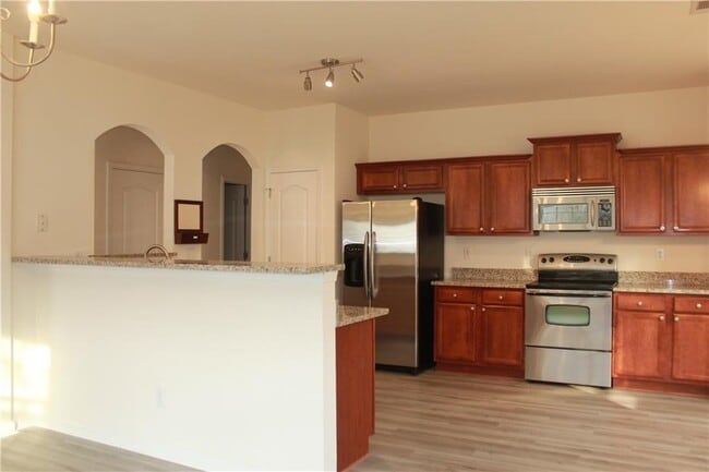 6863 Grand Hickory Dr in Braselton, GA - Building Photo - Building Photo