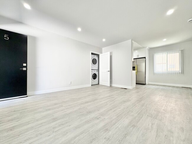 property at 1145 S Holt Ave