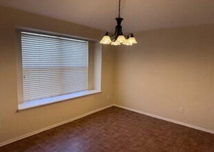 1849 Hemingway Dr in Edmond, OK - Building Photo - Building Photo