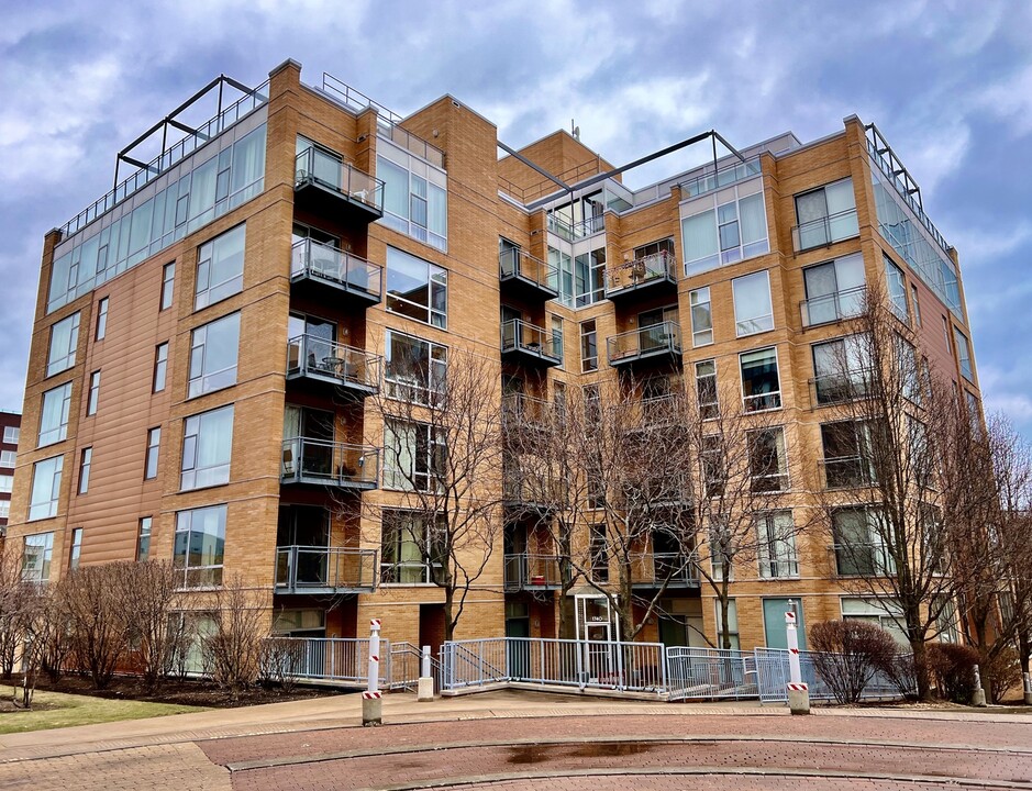 1740 Oak Ave in Evanston, IL - Foto de edificio