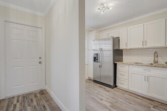 122 Lake Rebecca Dr in West Palm Beach, FL - Building Photo - Building Photo