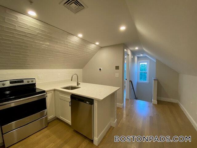 46 Ridgemont St, Unit 3 in Boston, MA - Building Photo - Building Photo