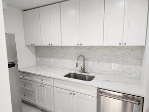 3222 Cherry Hill Ln NW, Unit #B1 in Washington, DC - Building Photo - Building Photo