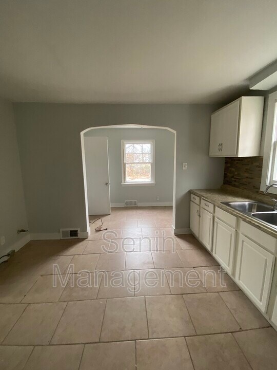 5074 Berkshire St in Detroit, MI - Building Photo