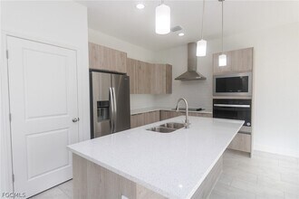 9041 Lamkin Cir in La Belle, FL - Building Photo - Building Photo