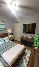 1227 N Daniels Ave in Springfield, IL - Foto de edificio - Building Photo