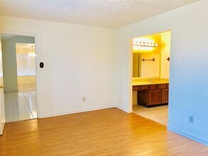 2803 Fir Crest Ct in Stafford, TX - Building Photo - Building Photo