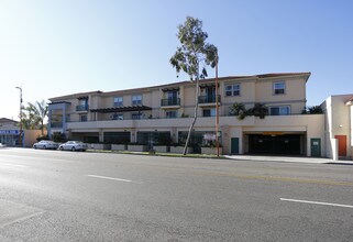 The Colorado Villas in Glendale, CA - Building Photo - Building Photo