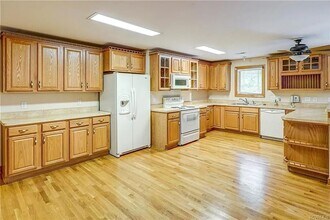 601 North Juniper Ave in Highland Springs, VA - Building Photo - Building Photo
